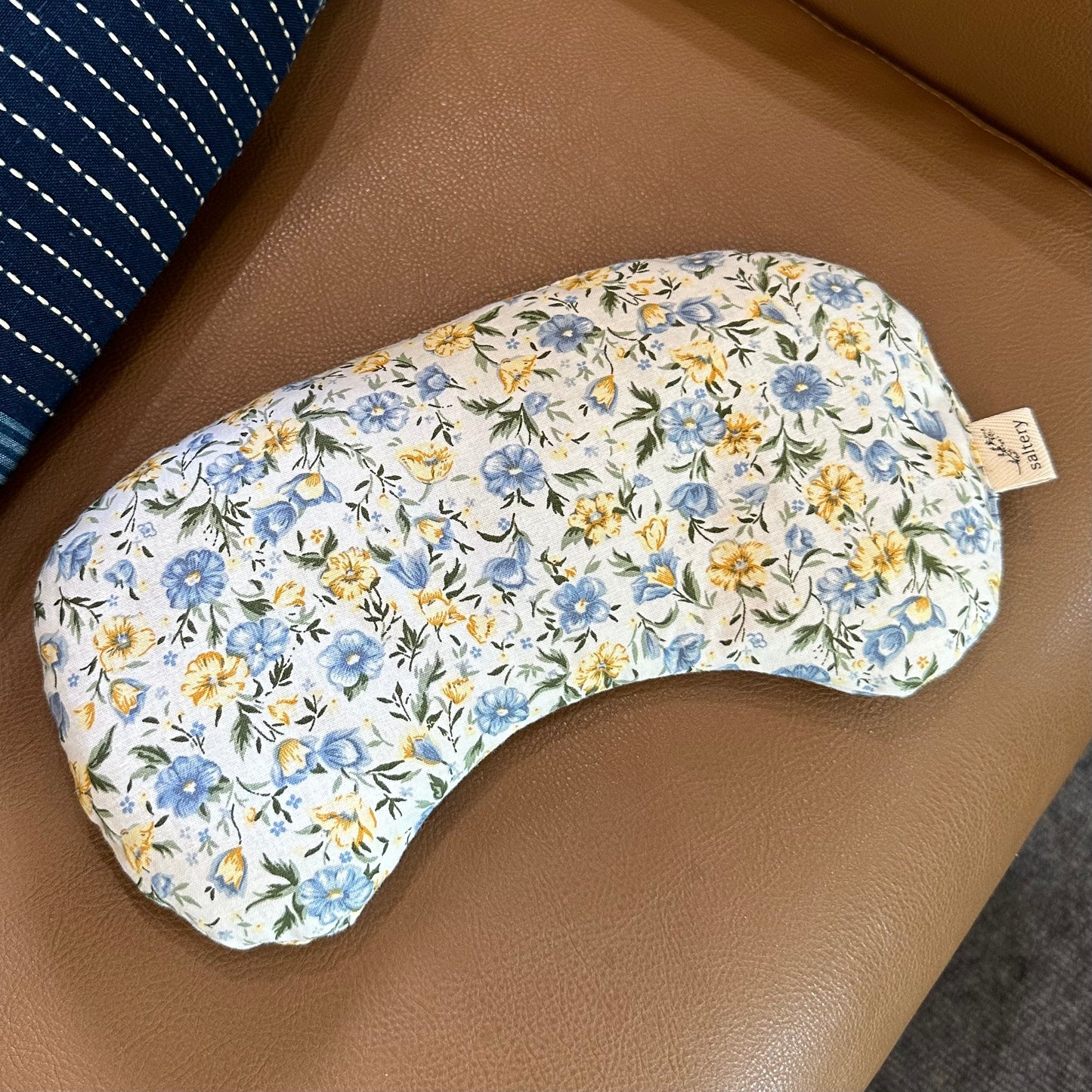 Bean-shaped Heating Pad