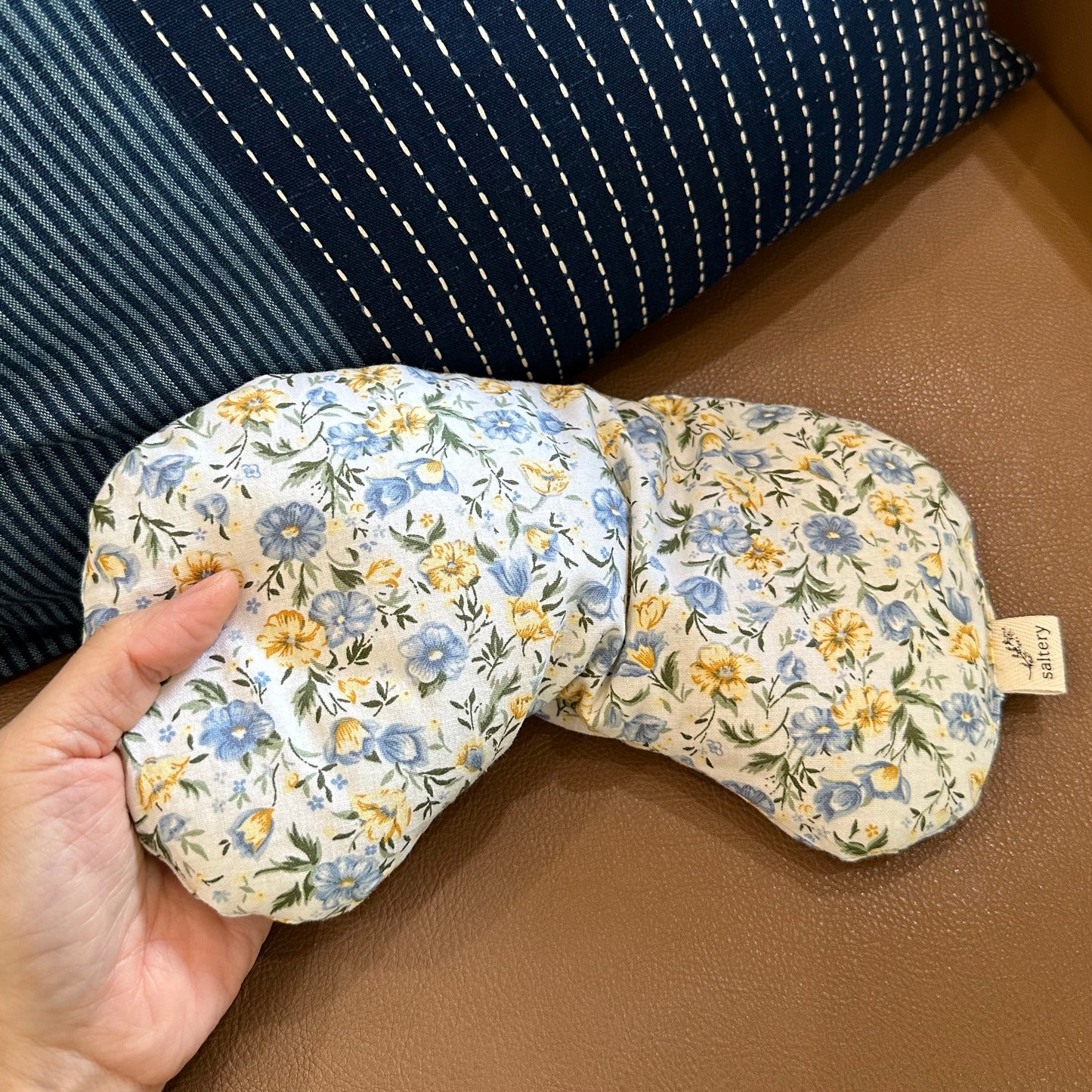Bean-shaped Heating Pad